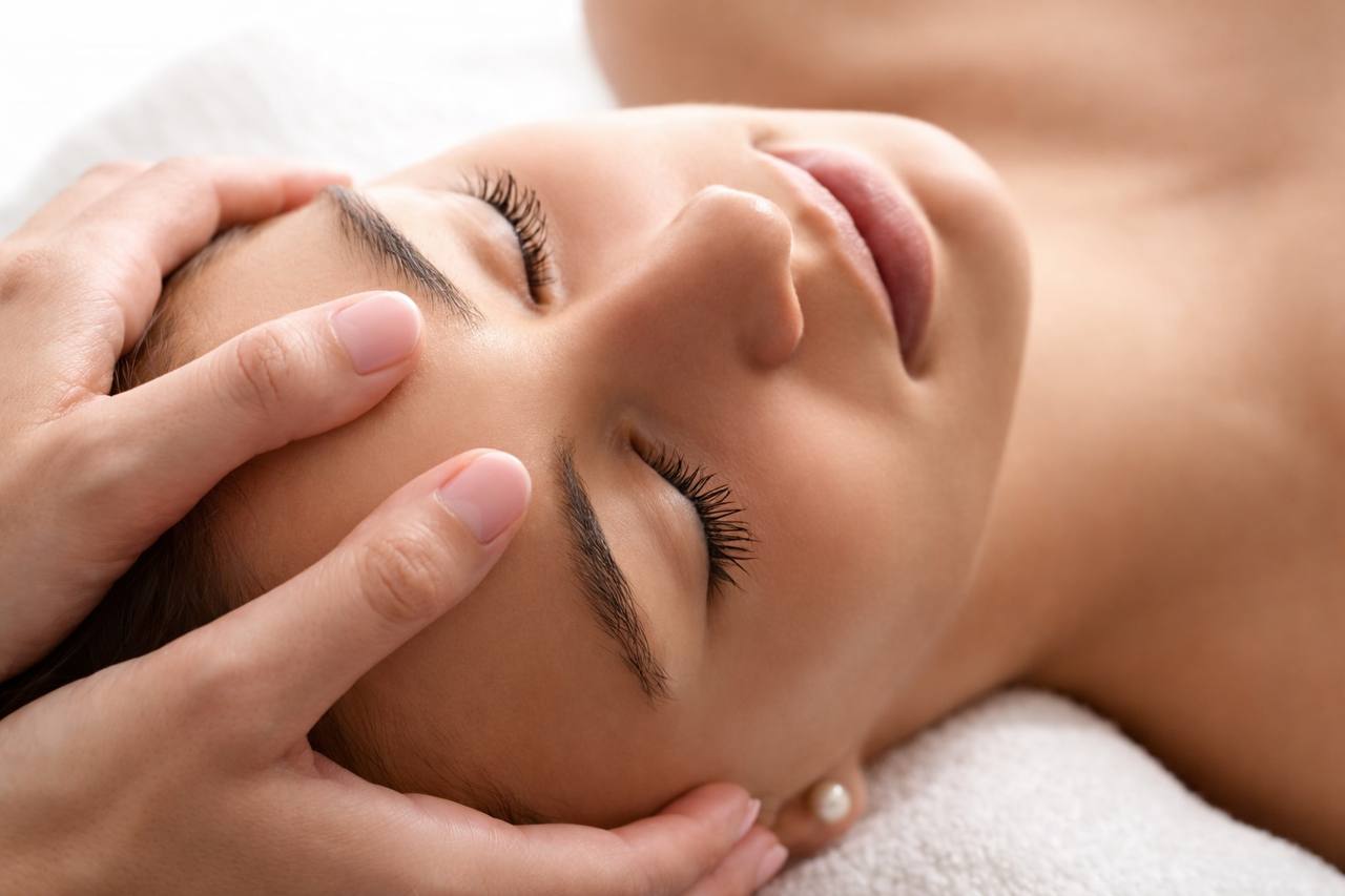 Postpartum osteopathic treatment for a new mother